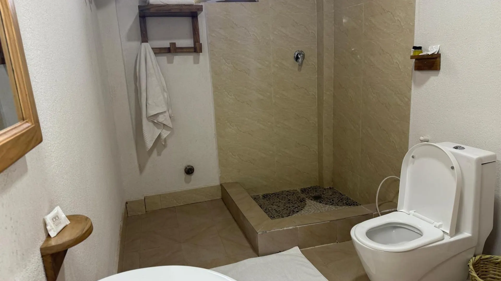 *** Hotel Hilltop Loge - Lalibela Ethiopia