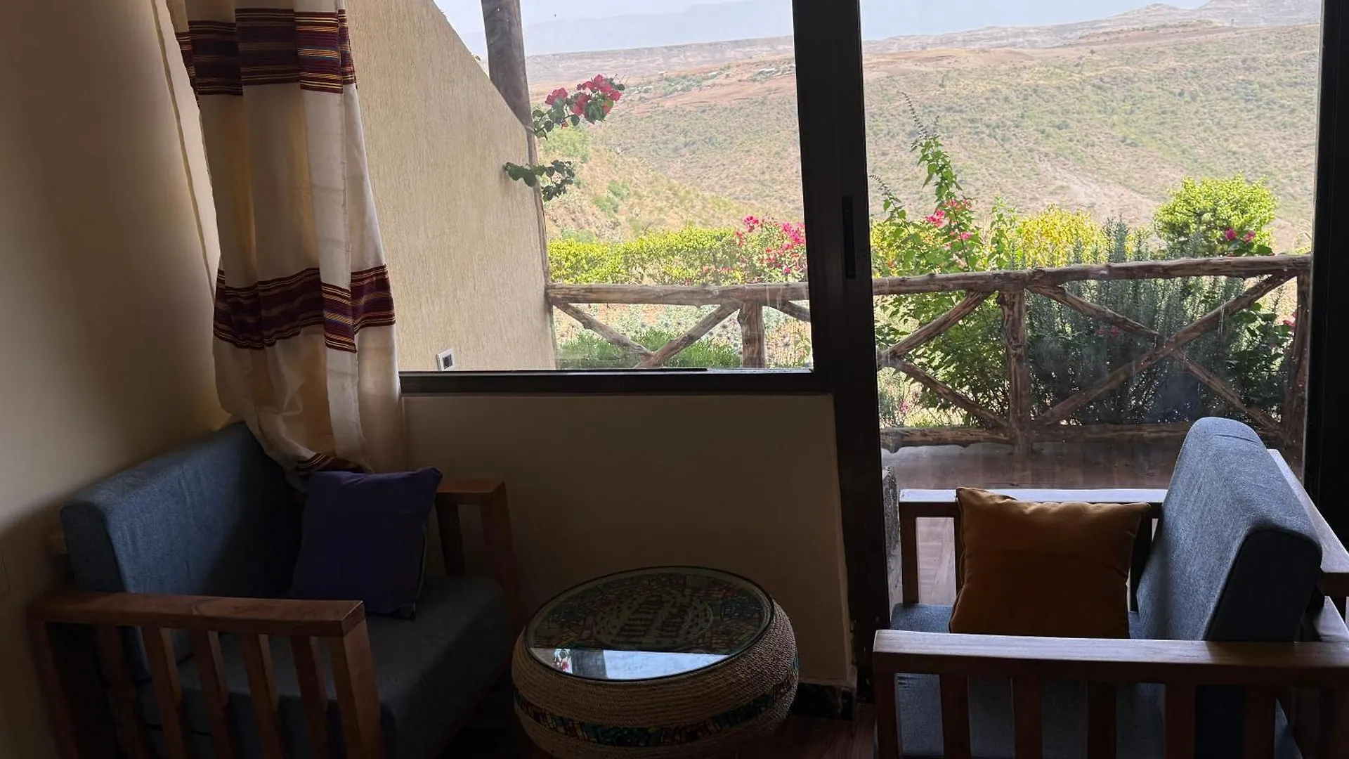 Hilltop Loge - Lalibela